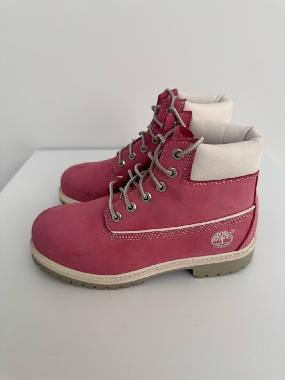 Timberland Youth Premium 6-Inch Waterproof Boots in Pink, Size 2.5M